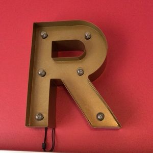 Meet your Posher, Roza